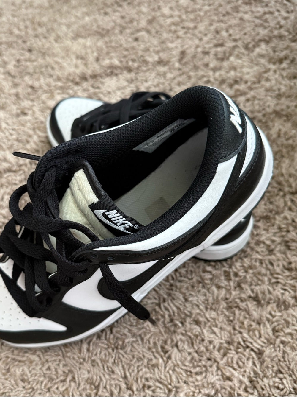Nike 🐼 pandas size 7 boys/youth